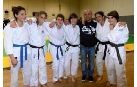 CHAMPIONNATS RHONE-ALPES PAR EQUIPE MINIMES